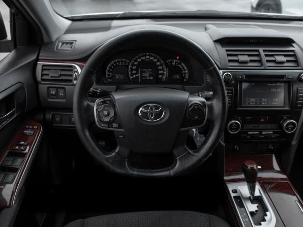 Toyota Camry VII (XV50) с пробегом 2013 года, цена 1 460 000 рублей, 290412 км, седан, Автокод Объявления