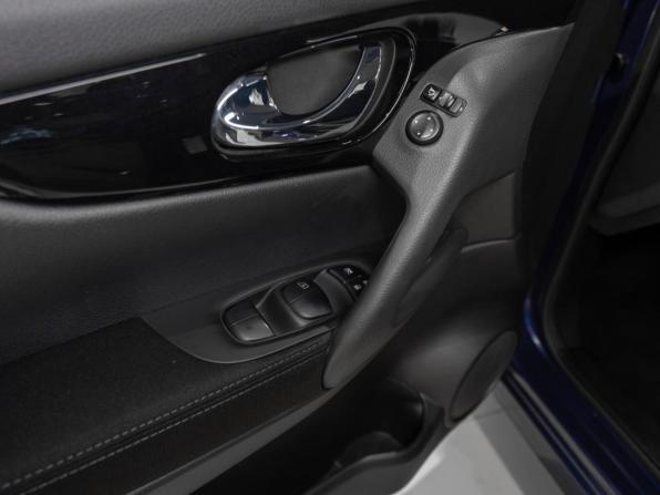 Nissan Qashqai II с пробегом 2018 года, цена 1 675 000 рублей, 123196 км, внедорожник, Автокод Объявления