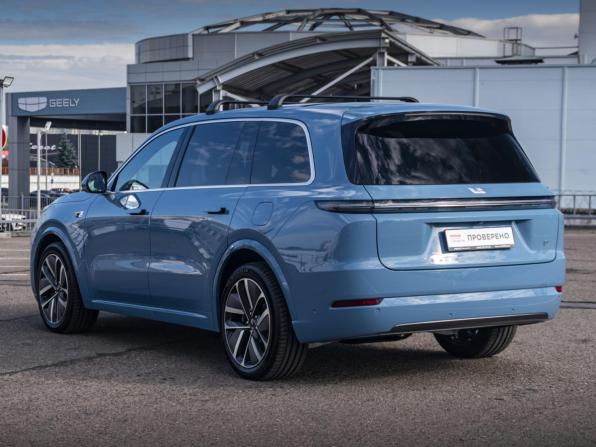 Li Auto (Lixiang) L9 I с пробегом 2023 года, цена 7 437 000 рублей, 10592 км, внедорожник, Автокод Объявления