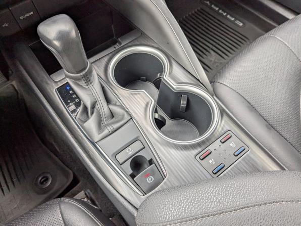Toyota Camry VIII (XV70) Рестайлинг с пробегом 2021 года, цена 3 535 000 рублей, 63985 км, седан, Автокод Объявления