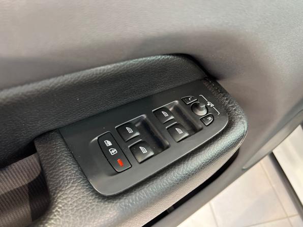Volvo XC60 II с пробегом 2020 года, цена 4 255 900 рублей, 51059 км, внедорожник, Автокод Объявления