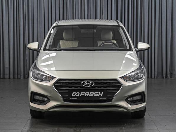 Hyundai Solaris II с пробегом 2019 года, цена 1 288 000 рублей, 142407 км, седан, Автокод Объявления