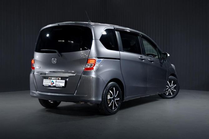 Honda Freed II с пробегом 2016 года, цена 1 249 000 рублей, 200000 км, компактвэн, Автокод Объявления