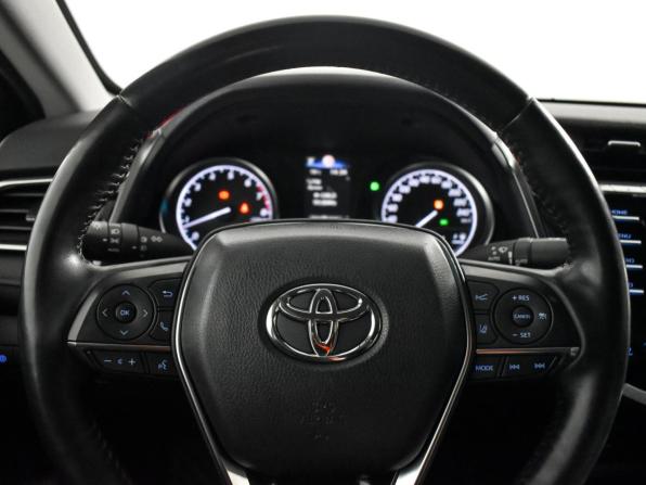Toyota Camry VIII (XV70) с пробегом 2020 года, цена 2 739 000 рублей, 129700 км, седан, Автокод Объявления