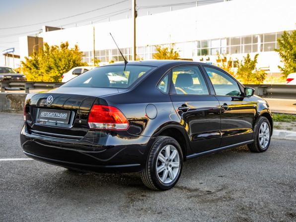 Volkswagen Polo V с пробегом 2011 года, цена 878 000 рублей, 94500 км, седан, Автокод Объявления
