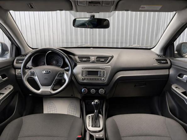 Kia Rio III Рестайлинг с пробегом 2017 года, цена 1 217 000 рублей, 77224 км, хэтчбек, Автокод Объявления