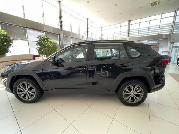 Toyota RAV4 V (XA50) с пробегом 2025 года, цена 4 899 000 рублей, 1 км, внедорожник, Автокод Объявления