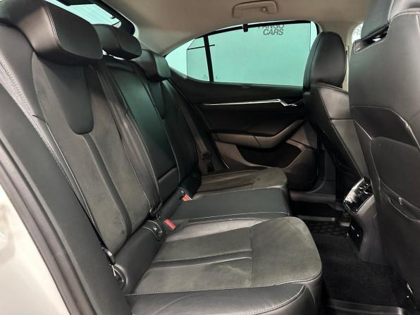 Skoda Octavia IV (A8) с пробегом 2020 года, цена 2 221 000 рублей, 117165 км, лифтбек, Автокод Объявления