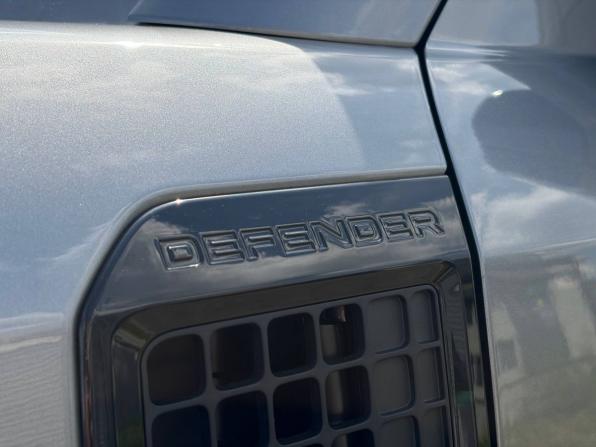 Land Rover Defender II с пробегом 2020 года, цена 4 250 000 рублей, 121251 км, внедорожник, Автокод Объявления