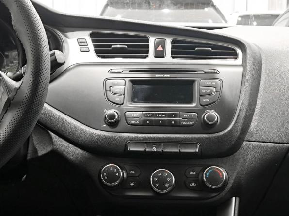 Kia Ceed II с пробегом 2013 года, цена 650 000 рублей, 186498 км, хэтчбек, Автокод Объявления