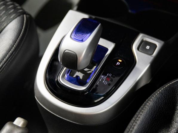 Honda Fit III с пробегом 2015 года, цена 989 500 рублей, 158534 км, хэтчбек, Автокод Объявления