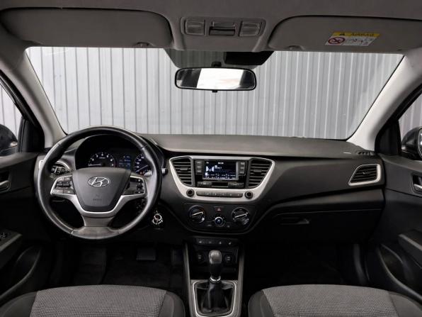 Hyundai Solaris II с пробегом 2017 года, цена 1 217 000 рублей, 85917 км, седан, Автокод Объявления