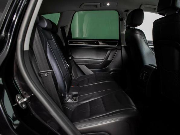 Volkswagen Touareg II Рестайлинг с пробегом 2015 года, цена 2 100 000 рублей, 354597 км, внедорожник, Автокод Объявления