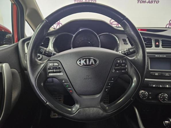 Kia Ceed II с пробегом 2014 года, цена 1 093 000 рублей, 169048 км, хэтчбек, Автокод Объявления