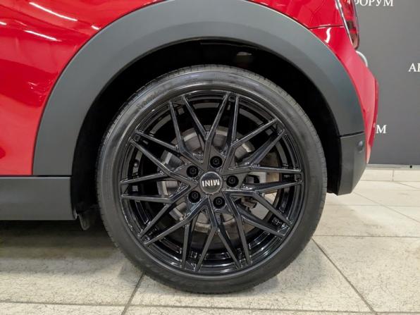 Mini Hatch III (F55/F56) Рестайлинг с пробегом 2020 года, цена 2 350 000 рублей, 51000 км, хэтчбек, Автокод Объявления