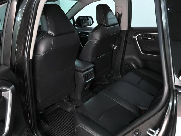 Toyota RAV4 V (XA50) с пробегом 2021 года, цена 3 199 000 рублей, 113671 км, внедорожник, Автокод Объявления