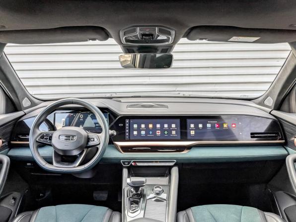 Geely Xingyue L I с пробегом 2023 года, цена 2 885 000 рублей, 47768 км, внедорожник, Автокод Объявления