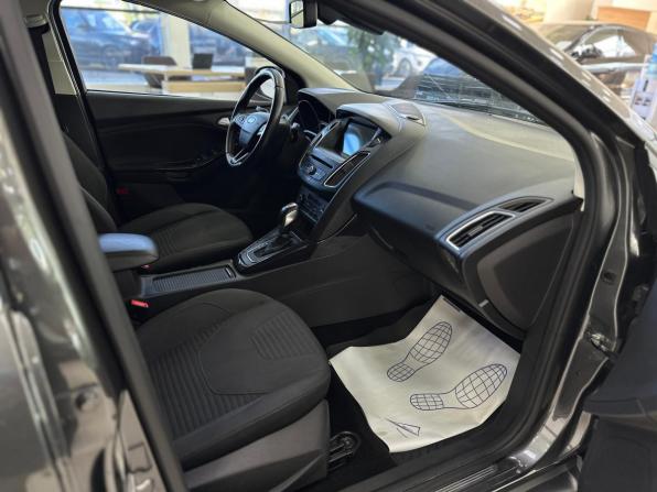 Ford Focus III Рестайлинг с пробегом 2018 года, цена 1 290 000 рублей, 111847 км, хэтчбек, Автокод Объявления