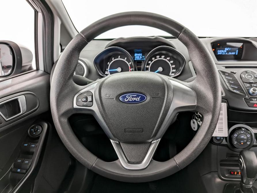 Ford Fiesta Mk6 Рестайлинг Санкт-Петербург  - изображение 21