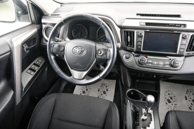 Toyota RAV4 IV (XA40) Рестайлинг с пробегом 2017 года, цена 3 189 000 рублей, 113500 км, внедорожник, Автокод Объявления