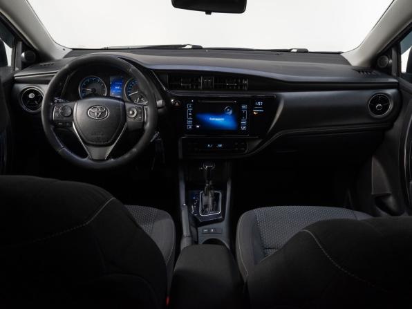 Toyota Corolla XI (E160 E170 E180) Рестайлинг 1 с пробегом 2017 года, цена 1 450 000 рублей, 211005 км, седан, Автокод Объявления