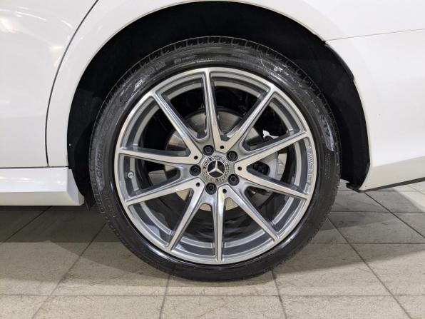 Mercedes-Benz E-Класс V (W213 S213 C238) Рестайлинг с пробегом 2022 года, цена 5 785 500 рублей, 38809 км, седан, Автокод Объявления
