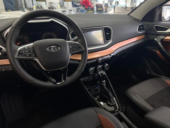 Lada (ВАЗ) Vesta I Рестайлинг (NG) с пробегом 2024 года, цена 1 495 000 рублей, 9493 км, универсал, Автокод Объявления