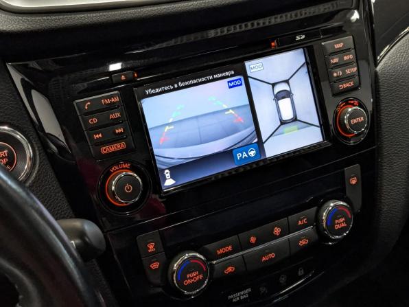 Nissan Qashqai II с пробегом 2016 года, цена 1 600 000 рублей, 92102 км, внедорожник, Автокод Объявления