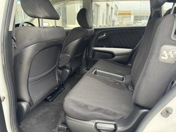 Honda Stream II Рестайлинг с пробегом 2012 года, цена 1 300 000 рублей, 182520 км, компактвэн, Автокод Объявления