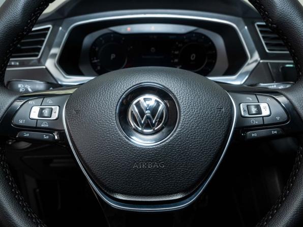 Volkswagen Tiguan II с пробегом 2017 года, цена 2 671 000 рублей, 168000 км, внедорожник, Автокод Объявления