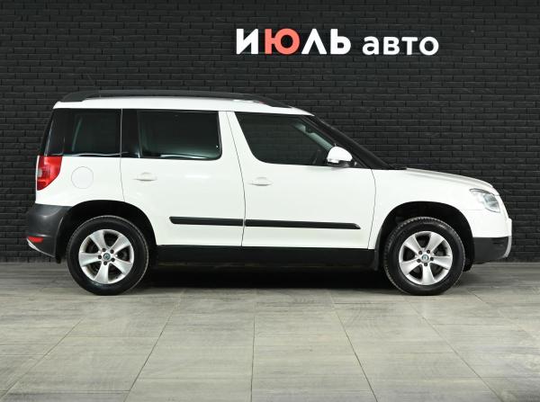 Skoda Yeti I с пробегом 2012 года, цена 750 000 рублей, 228708 км, внедорожник, Автокод Объявления