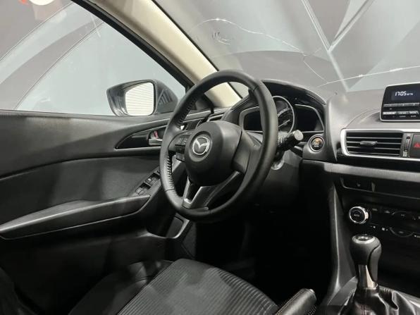 Mazda 3 III (BM) с пробегом 2014 года, цена 1 050 000 рублей, 250941 км, хэтчбек, Автокод Объявления