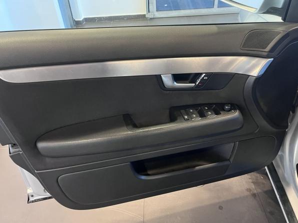 Audi A4 III (B7) с пробегом 2007 года, цена 560 000 рублей, 327403 км, седан, Автокод Объявления