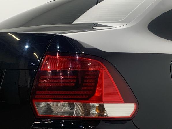 Volkswagen Polo V Рестайлинг с пробегом 2016 года, цена 1 149 000 рублей, 85874 км, седан, Автокод Объявления