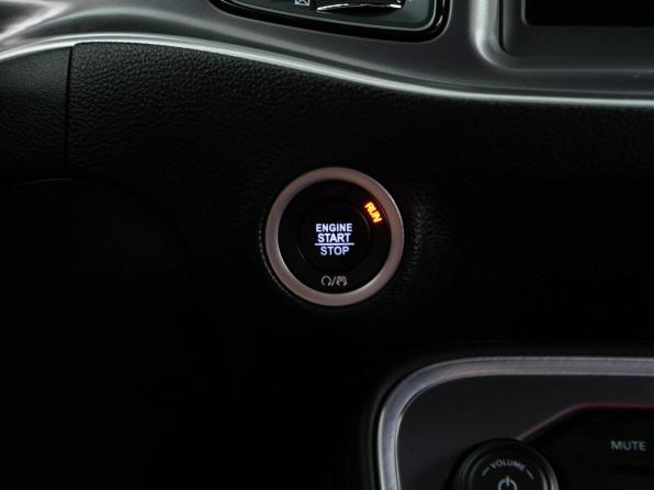 Dodge Challenger III Рестайлинг 2 с пробегом 2021 года, цена 5 985 900 рублей, 46105 км, купе, Автокод Объявления