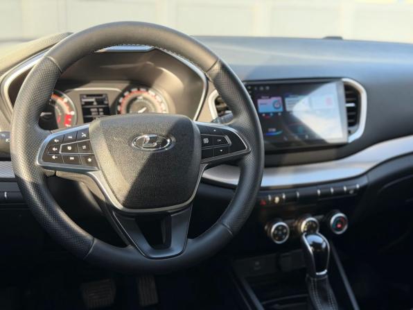 Lada (ВАЗ) Vesta I Рестайлинг (NG) с пробегом 2024 года, цена 1 399 000 рублей, 15675 км, седан, Автокод Объявления