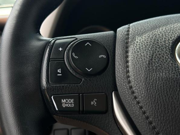 Toyota RAV4 IV (XA40) Рестайлинг с пробегом 2019 года, цена 2 785 000 рублей, 98000 км, внедорожник, Автокод Объявления