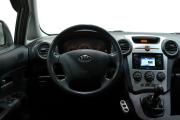 Kia Carens II (UN) Сургут  - изображение 48