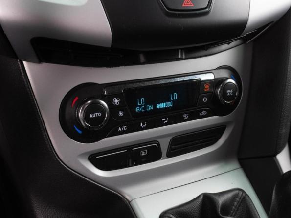 Ford Focus III с пробегом 2014 года, цена 889 000 рублей, 201820 км, хэтчбек, Автокод Объявления