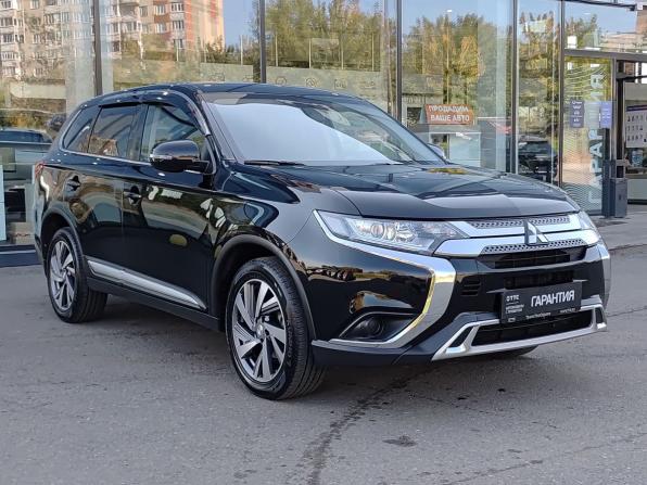 Mitsubishi Outlander III Рестайлинг 3 с пробегом 2021 года, цена 2 730 000 рублей, 58358 км, внедорожник, Автокод Объявления