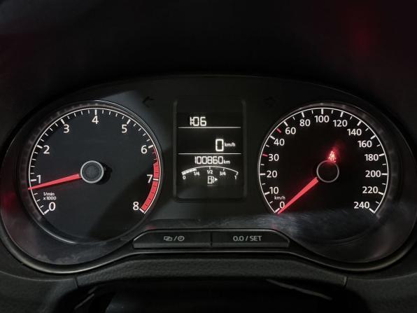 Volkswagen Polo V Рестайлинг с пробегом 2015 года, цена 890 000 рублей, 100860 км, седан, Автокод Объявления