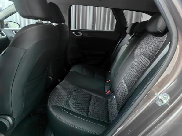 Kia Ceed III с пробегом 2020 года, цена 1 785 000 рублей, 96138 км, универсал, Автокод Объявления