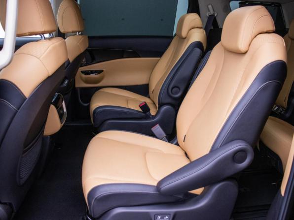Kia Carnival IV с пробегом 2021 года, цена 4 090 000 рублей, 76302 км, минивэн, Автокод Объявления