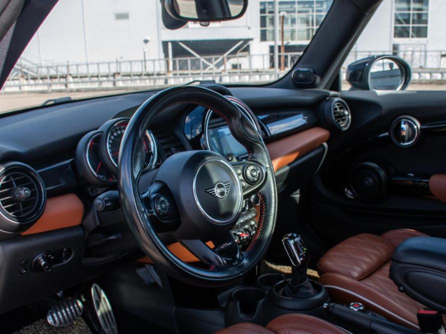 Mini Hatch III (F55/F56) Рестайлинг Москва  - изображение 9