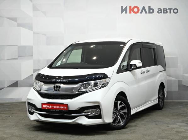 Honda Stepwgn V с пробегом 2015 года, цена 1 950 000 рублей, 121768 км, минивэн, Автокод Объявления