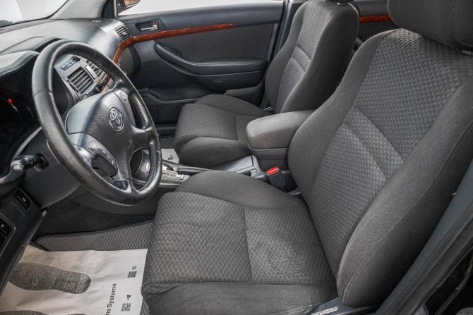 Toyota Avensis II с пробегом 2005 года, цена 899 000 рублей, 325000 км, седан, Автокод Объявления