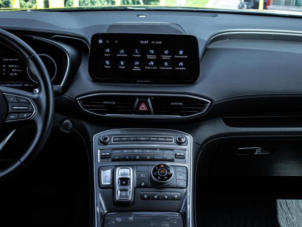 Hyundai Santa Fe IV Рестайлинг с пробегом 2021 года, цена 3 249 000 рублей, 79000 км, внедорожник, Автокод Объявления