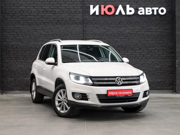 Volkswagen Tiguan I Рестайлинг с пробегом 2013 года, цена 1 880 000 рублей, 65113 км, внедорожник, Автокод Объявления