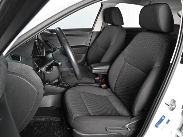 Volkswagen Polo VI с пробегом 2022 года, цена 1 799 000 рублей, 28669 км, лифтбек, Автокод Объявления