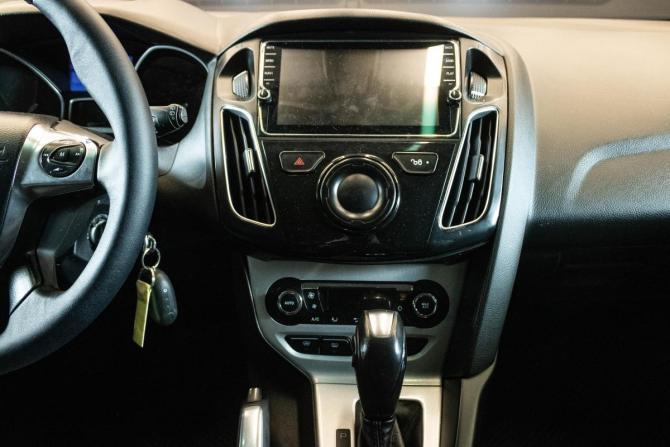 Ford Focus III с пробегом 2012 года, цена 690 000 рублей, 183941 км, хэтчбек, Автокод Объявления
